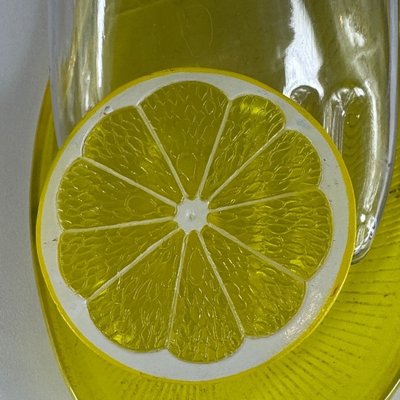 Katy Perry Collection Yellow Lemmon Jelly Sandals - Picture 7 of 9